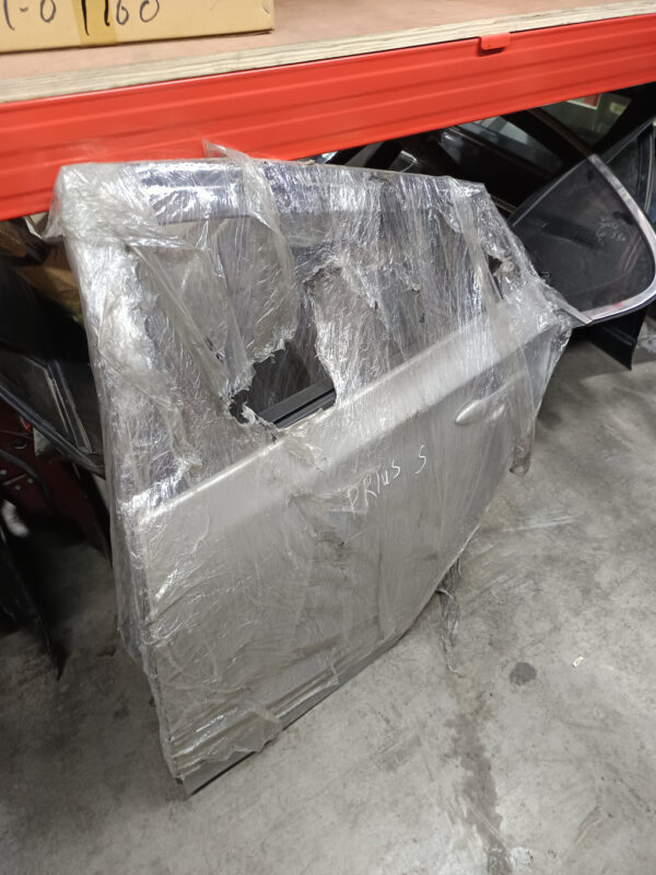 Toyota Prius Prime 2016-2022 Rear Door Left Side